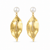 Buy Leaf and Diamond pattern earring for Women