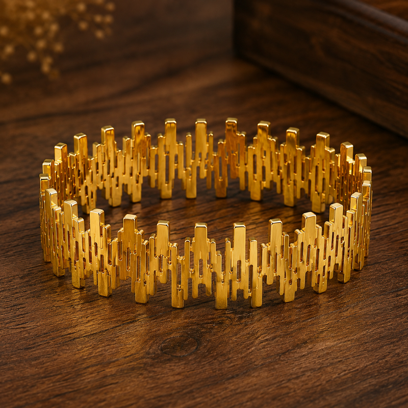 Buy Trending Pattern solid Bracelet for women to wear on function or wedding
