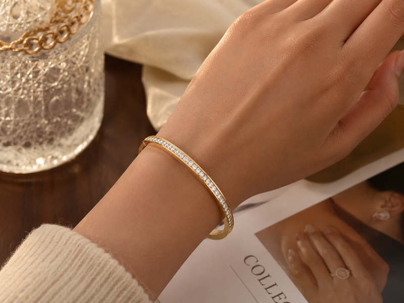 Buy Elegant Stylish Bangle for Party Wedding & Daily Wear for women