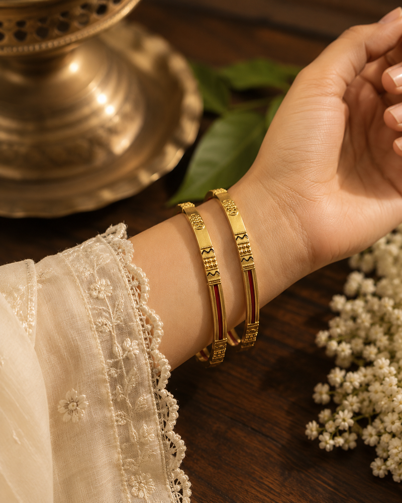 Buy Designer Trending pattern functional Wear Bangle for women