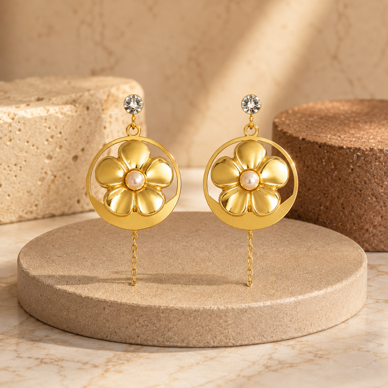 Buy Designer Flower pattern earring for women