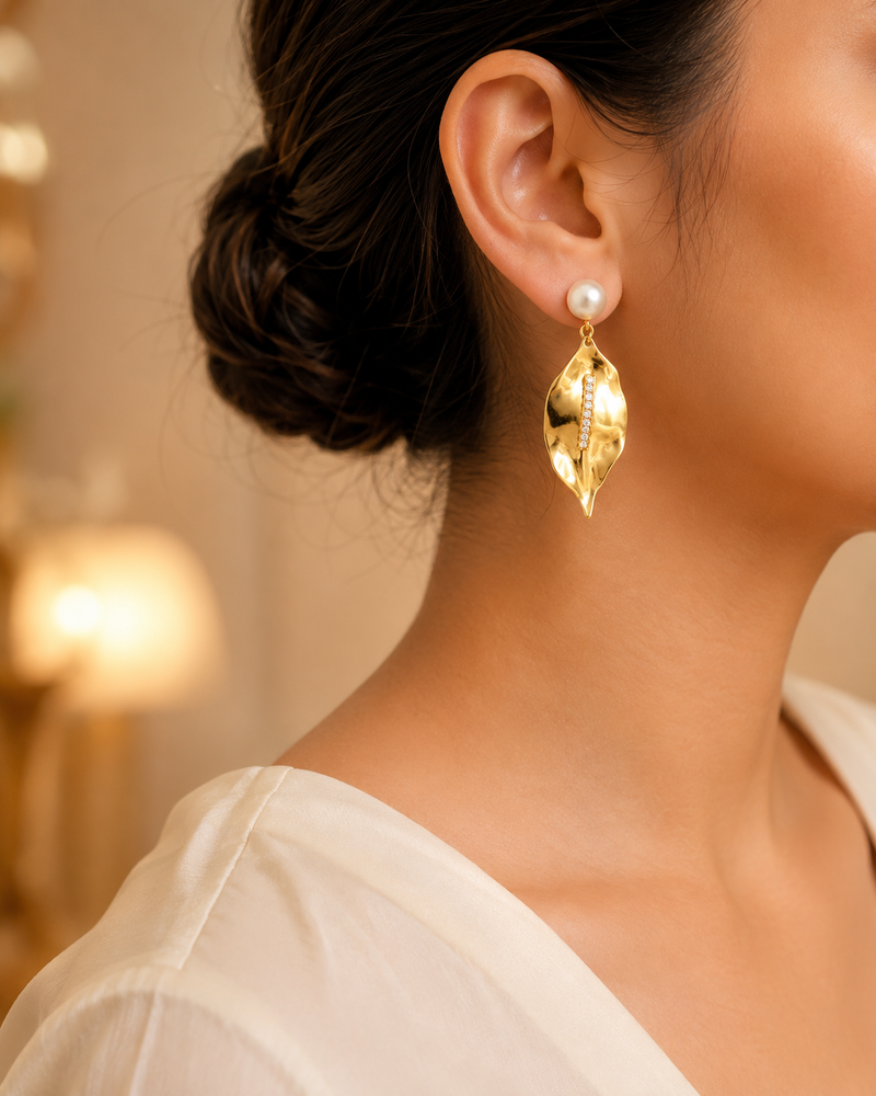 Buy Leaf and Diamond pattern earring for Women