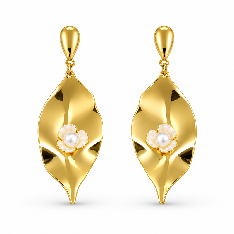 Buy Designer Trending  Flower with Leaf Pattern earring for women