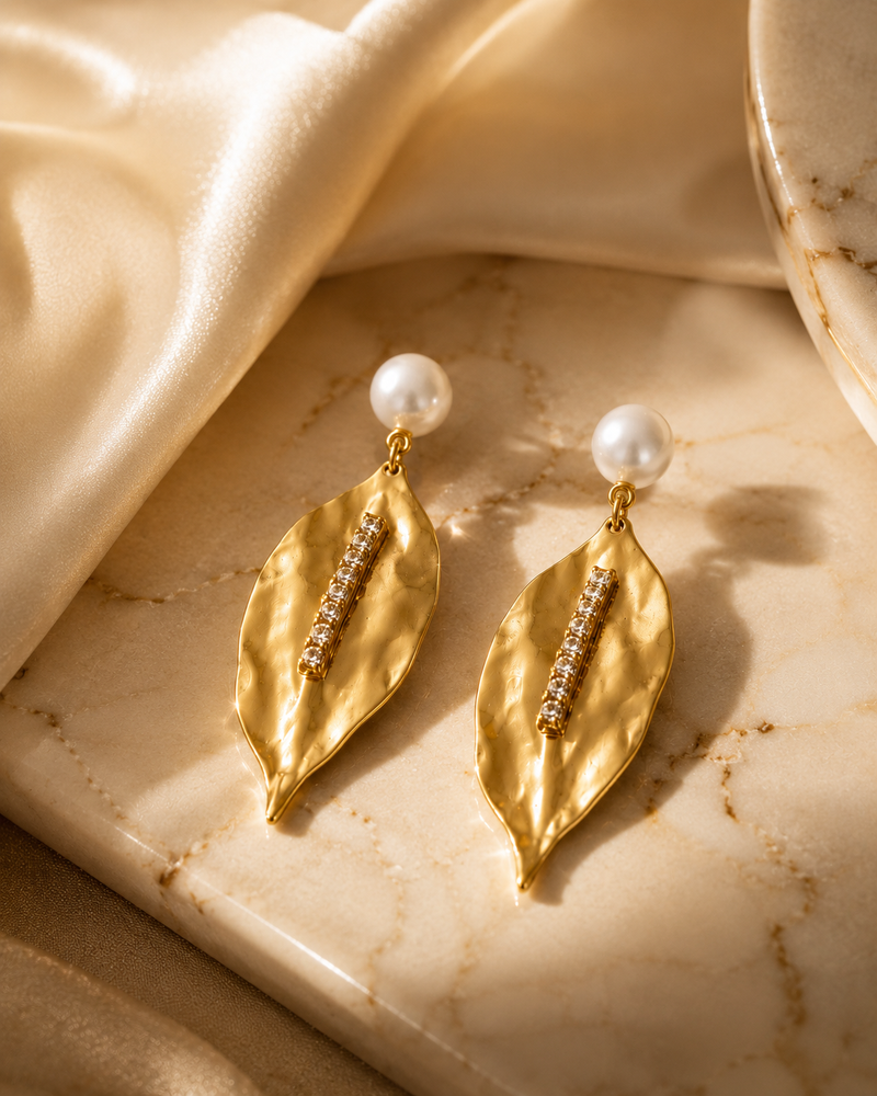 Buy Leaf and Diamond pattern earring for Women