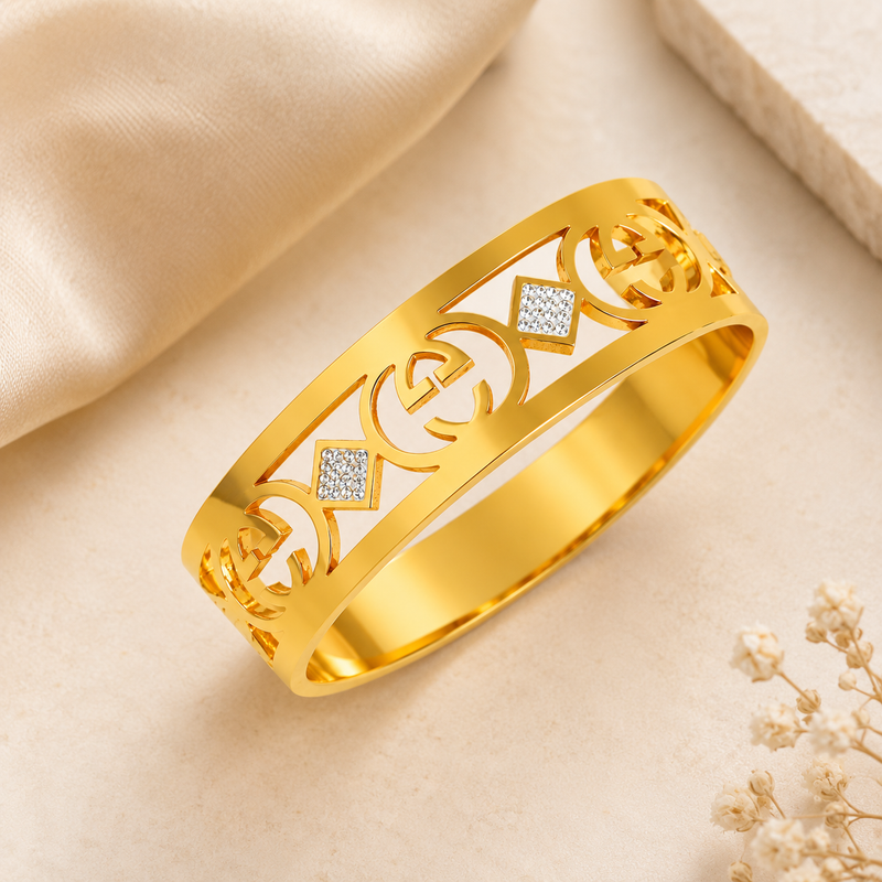 Buy latest trending solid bracelet for women wear on function