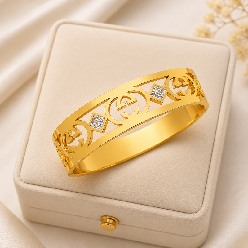 Buy latest trending solid bracelet for women wear on function