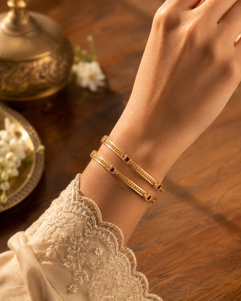Buy Latest Trending Red Diamond Work bangle For women