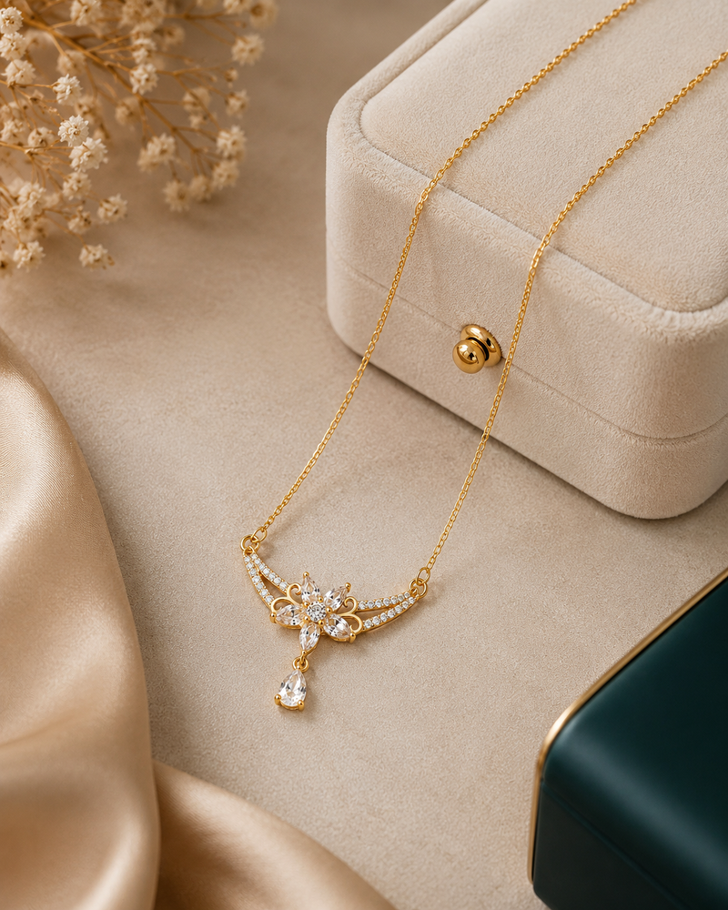 Buy Huge Demanding Chain pendant For Women Wear
