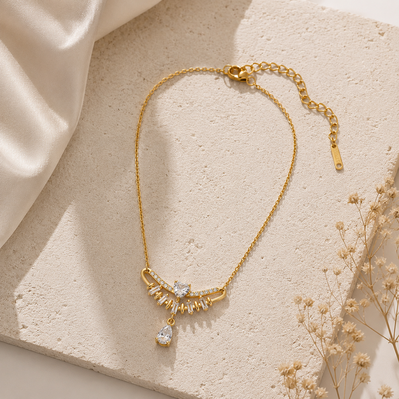 Buy Latest pattern Designer Chain Pendant For Girl