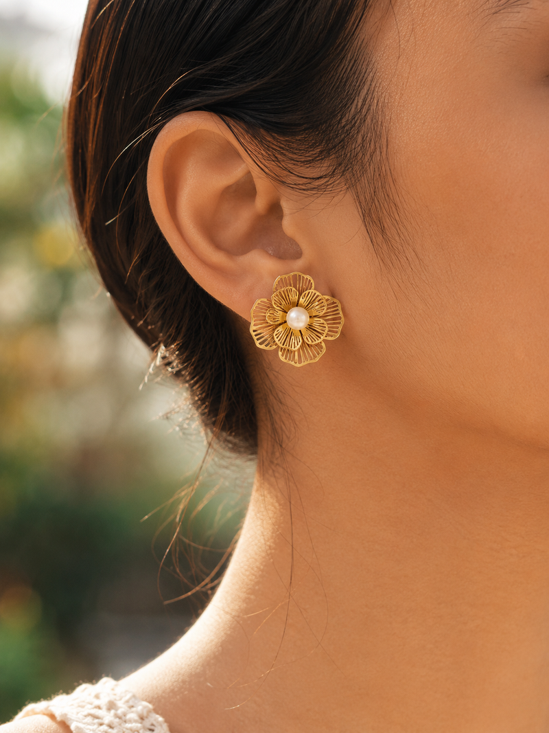 Buy Trending Flower Pattern party Wear earring for women