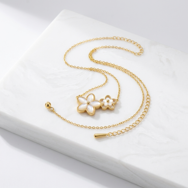 Buy latest Trending Dual Flower pattern Chain Pendant For Women