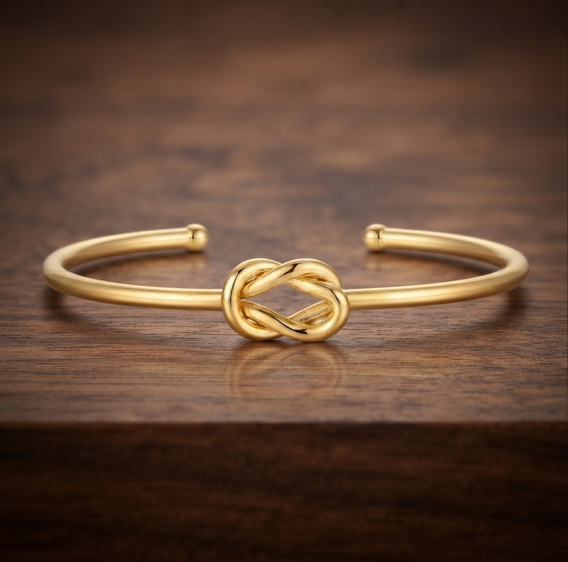 Buy Latest Trending Knot pattern Solid Bracelet for women