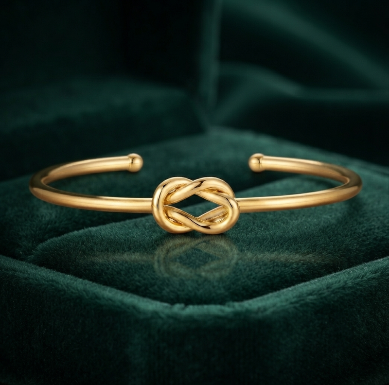 Buy Latest Trending Knot pattern Solid Bracelet for women