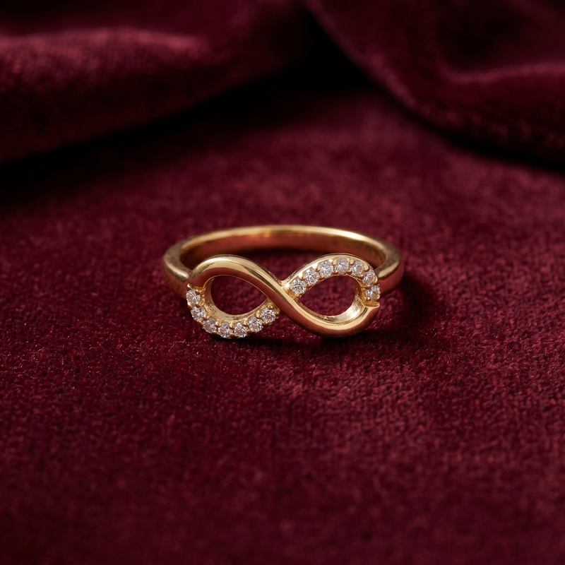 Yamiluxe present Classic Infinity Knot Ring