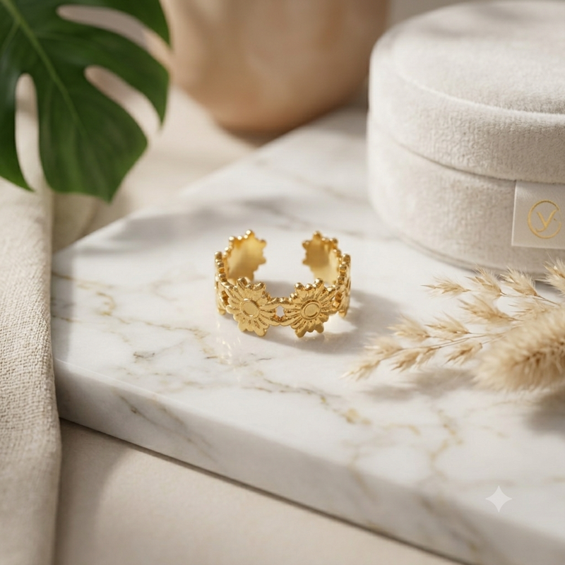 Adjustable Gold Flower Ring – Elegant Floral Jewelry Gift for Her