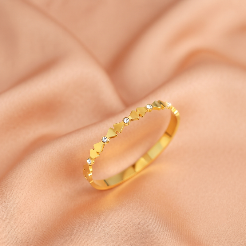 Latest Trendy pattern Diamond work Solid bracelet for women