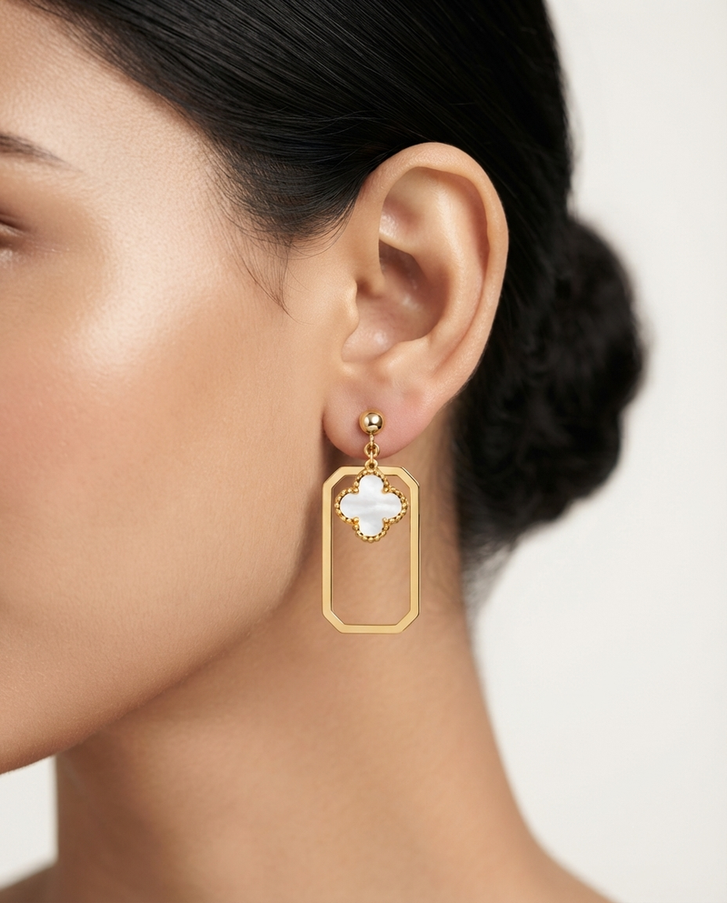 Buy latest Trending earring For Girl specially Wear on function