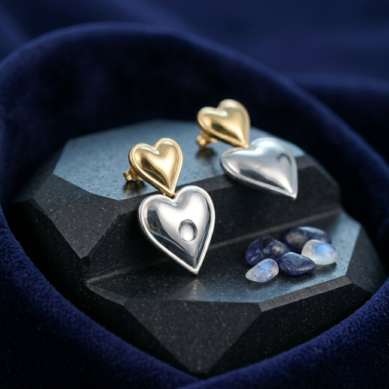 Buy latest Trending Heart Pattern earring For women