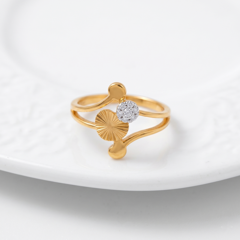 Contemporary Golden Ring with Textured Disc & Crystal Detail