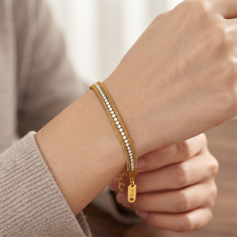 Latest Demanding Bracelet for women Specially Wear For Wedding